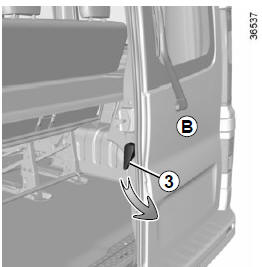 Renault Trafic. Fermeture de l'intérieur