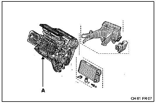 Renault Trafic. Boîtier répartiteur