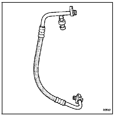 Renault Trafic. Tuyau haute pression entre compresseur et condenseur