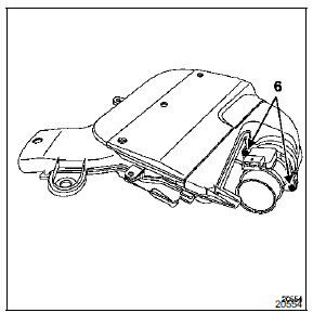 Renault Trafic. Débitmètre d'air