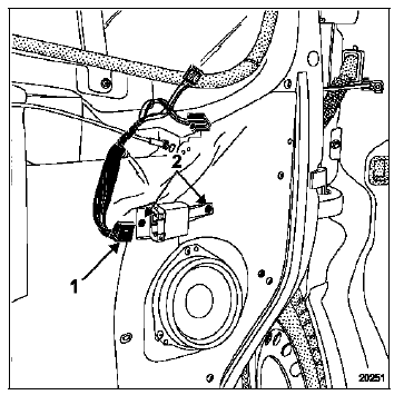 Renault Trafic. Boîtier impulsionnel lève-vitre