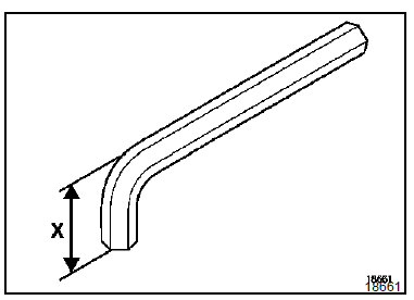 Renault Trafic. Cote gauche du vehicule