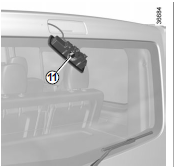 De l'extérieur, sortez le feu pour accéder