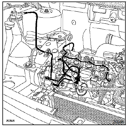 Déposer le tuyau haute pression à l'aide de l'outil