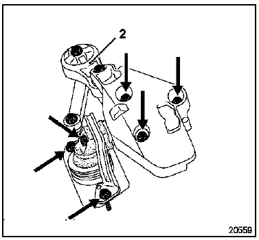 A l'aide de la grue d'atelier, sortir l'ensemble moteurboîte