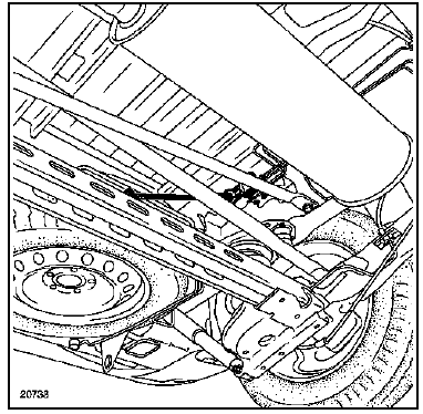 Déposer l'écrou de la rotule de tige de compensateur.